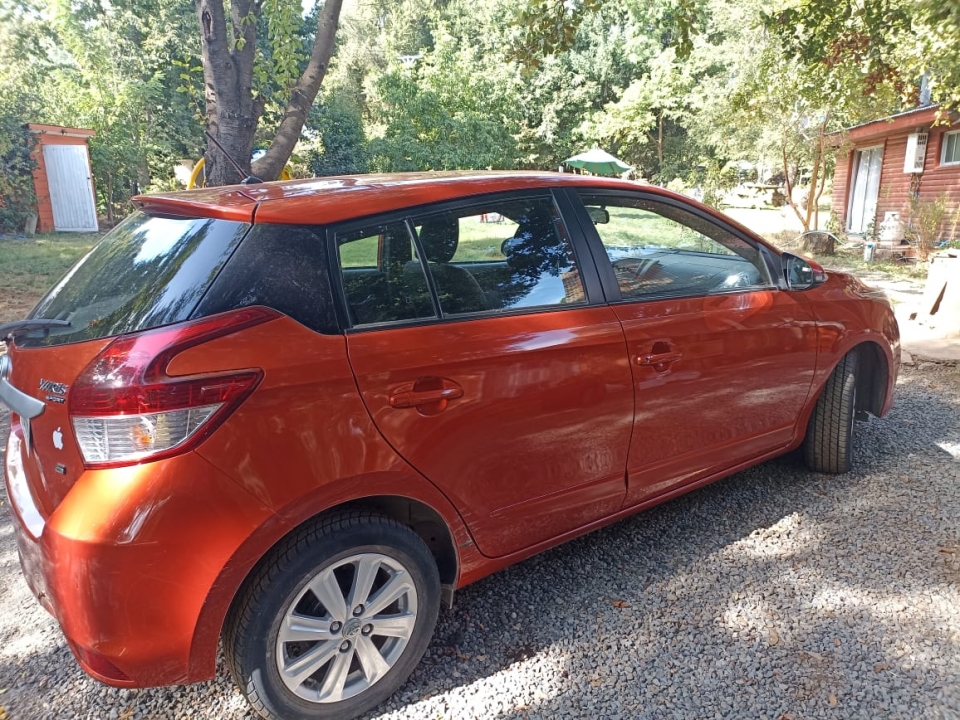 Vendo automóvil 