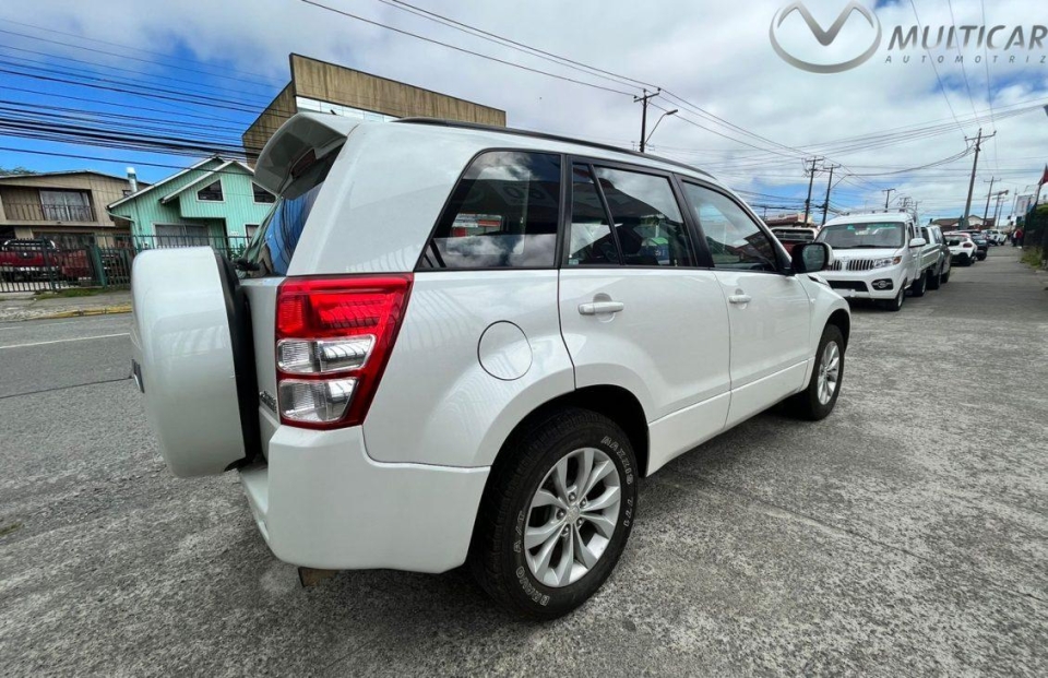  SUZUKI GRAND NOMADE GLX 4X4 2.4 2019